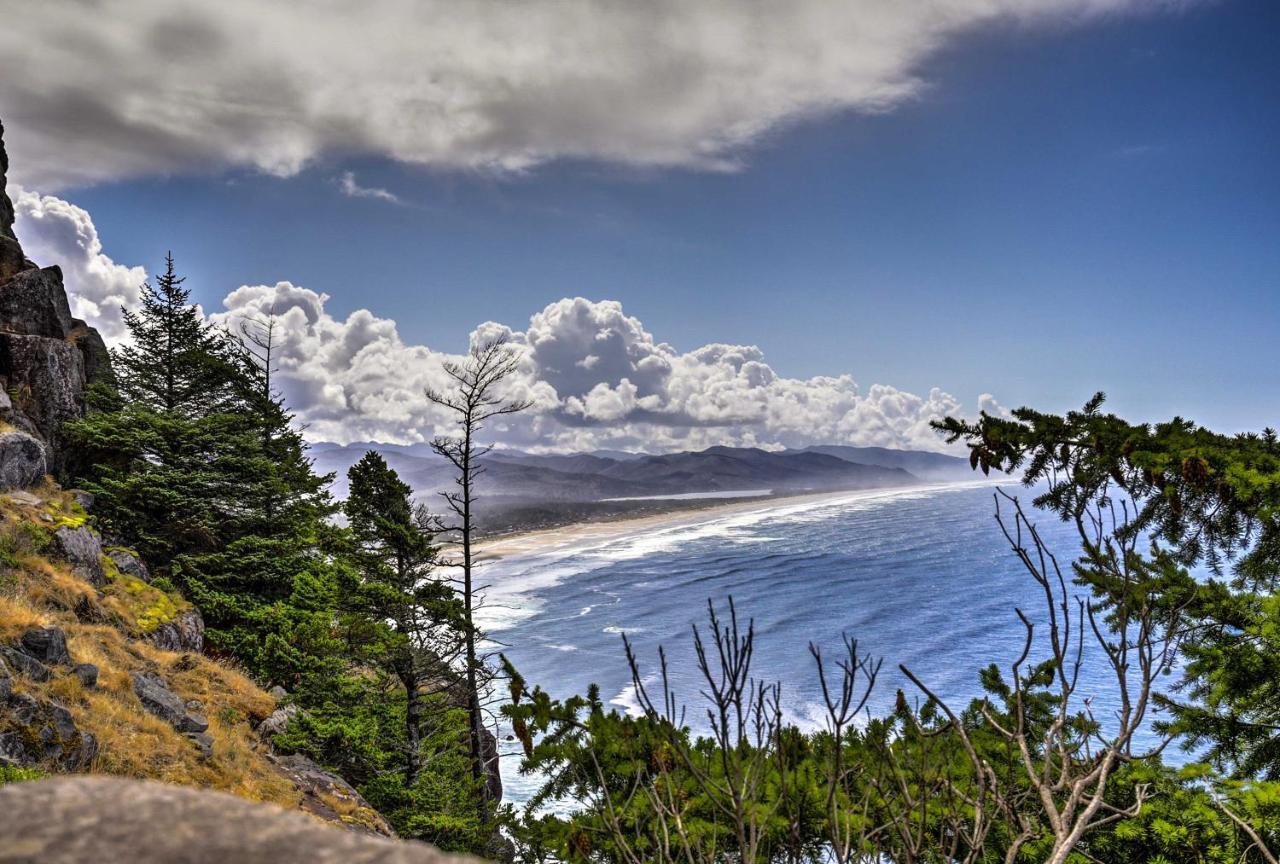 Oceanfront Escape With Pacific Views Surf And Explore Arch Cape Exteriör bild